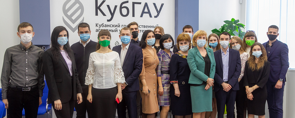 С Днем землеустроителя!