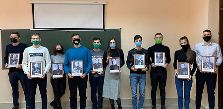 В память о неизвестных солдатах