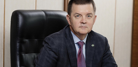 Поздравление ректора с Днём преподавателя высшей школы